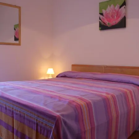 Apartment Flat In Wonderful With Swimming Pools *